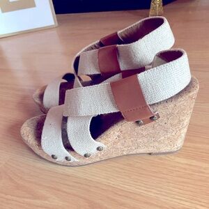 Lucky brand Size 7B corky wedged shoes